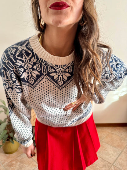 1990's vintage cream and navy blue fair isle knit oversize pullover