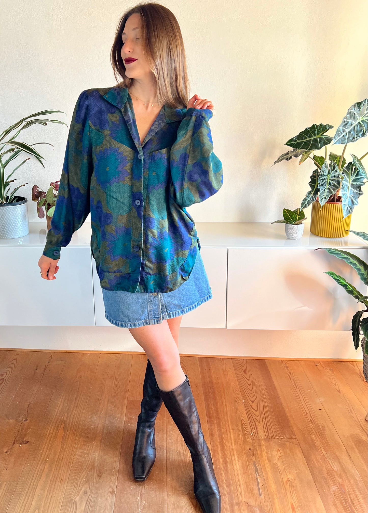 1970's vintage green and blue floral blouse