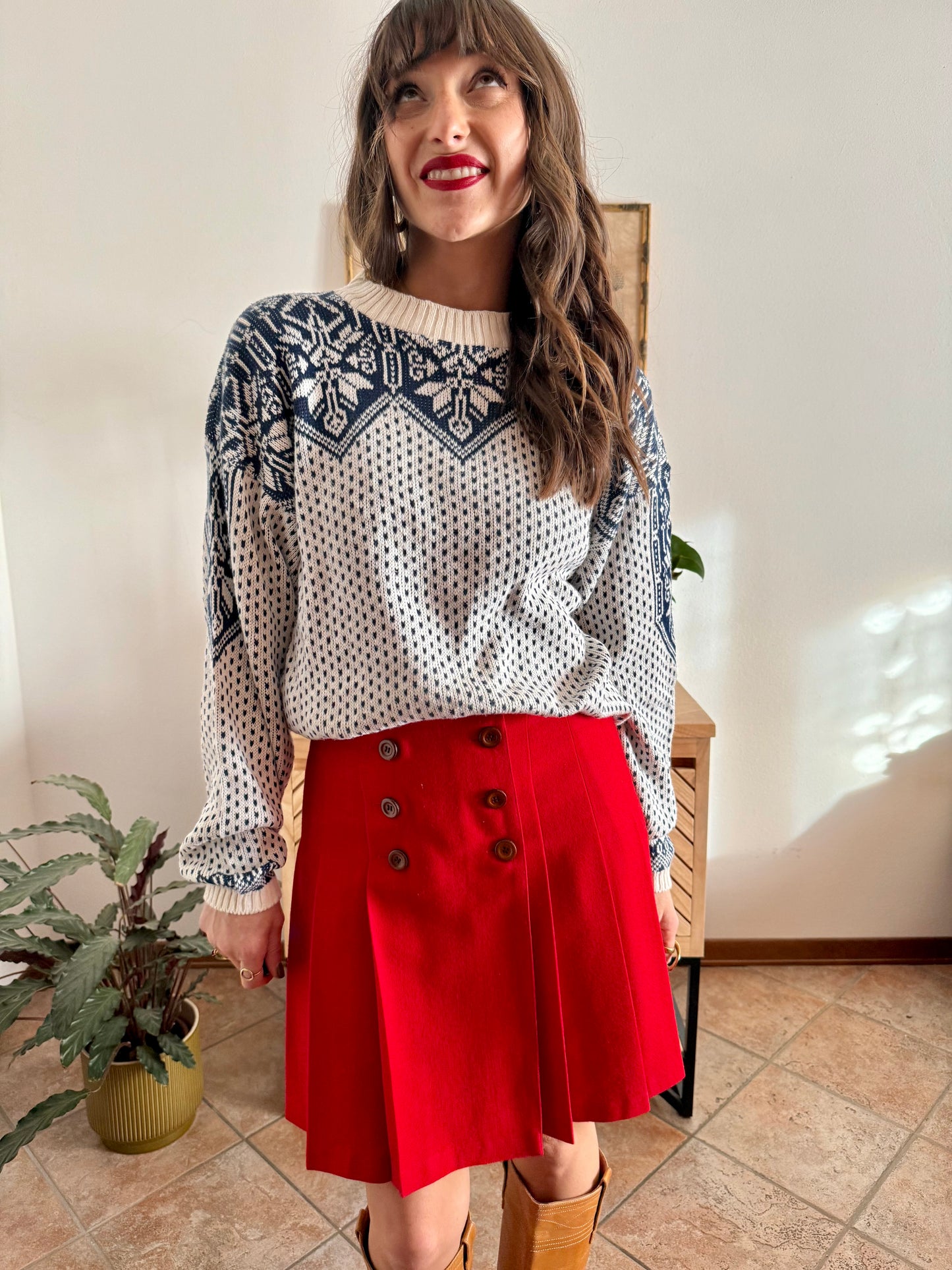 1990's vintage cream and navy blue fair isle knit oversize pullover