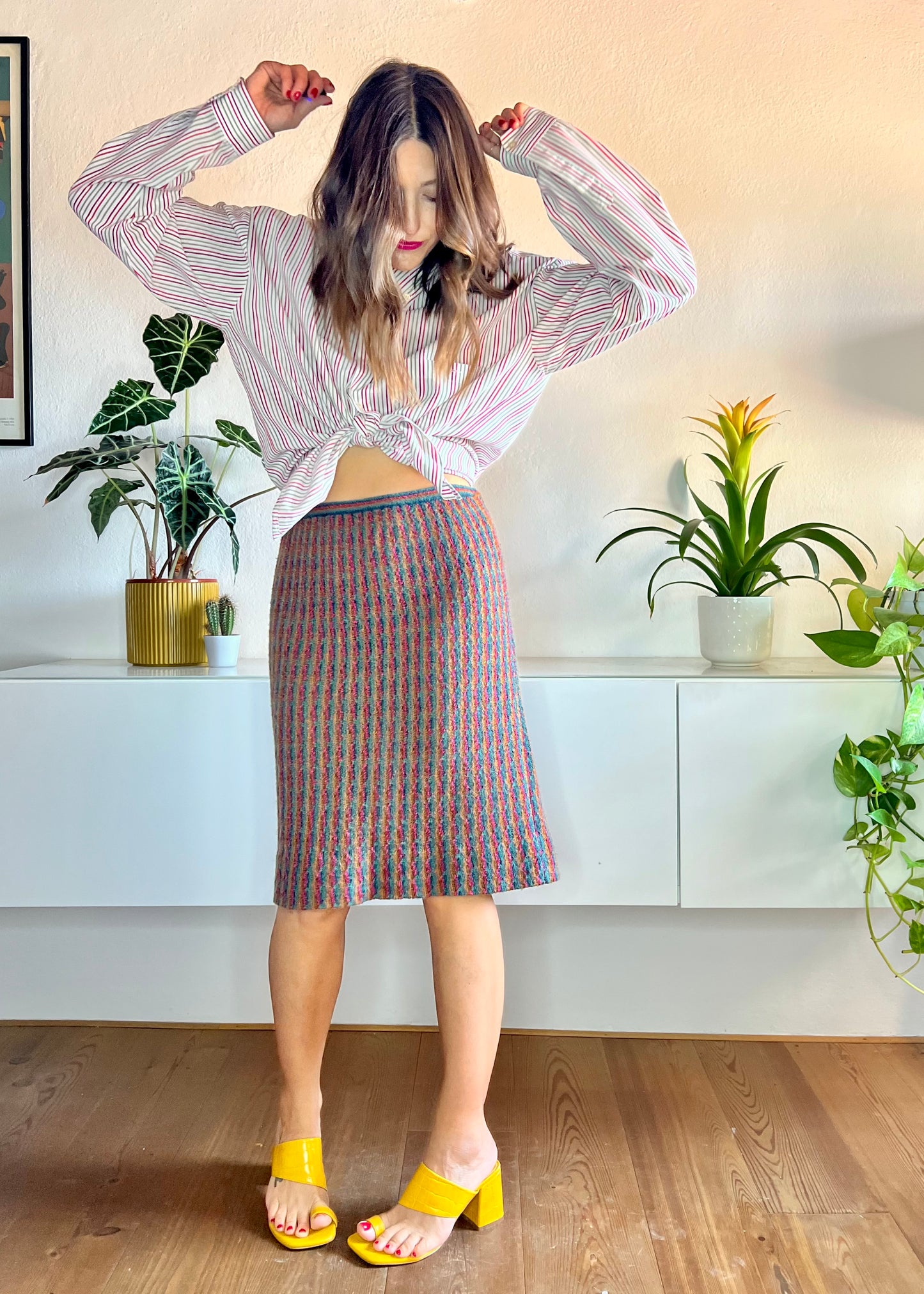 1970's vintage vintage rainbow stripe knit skirt