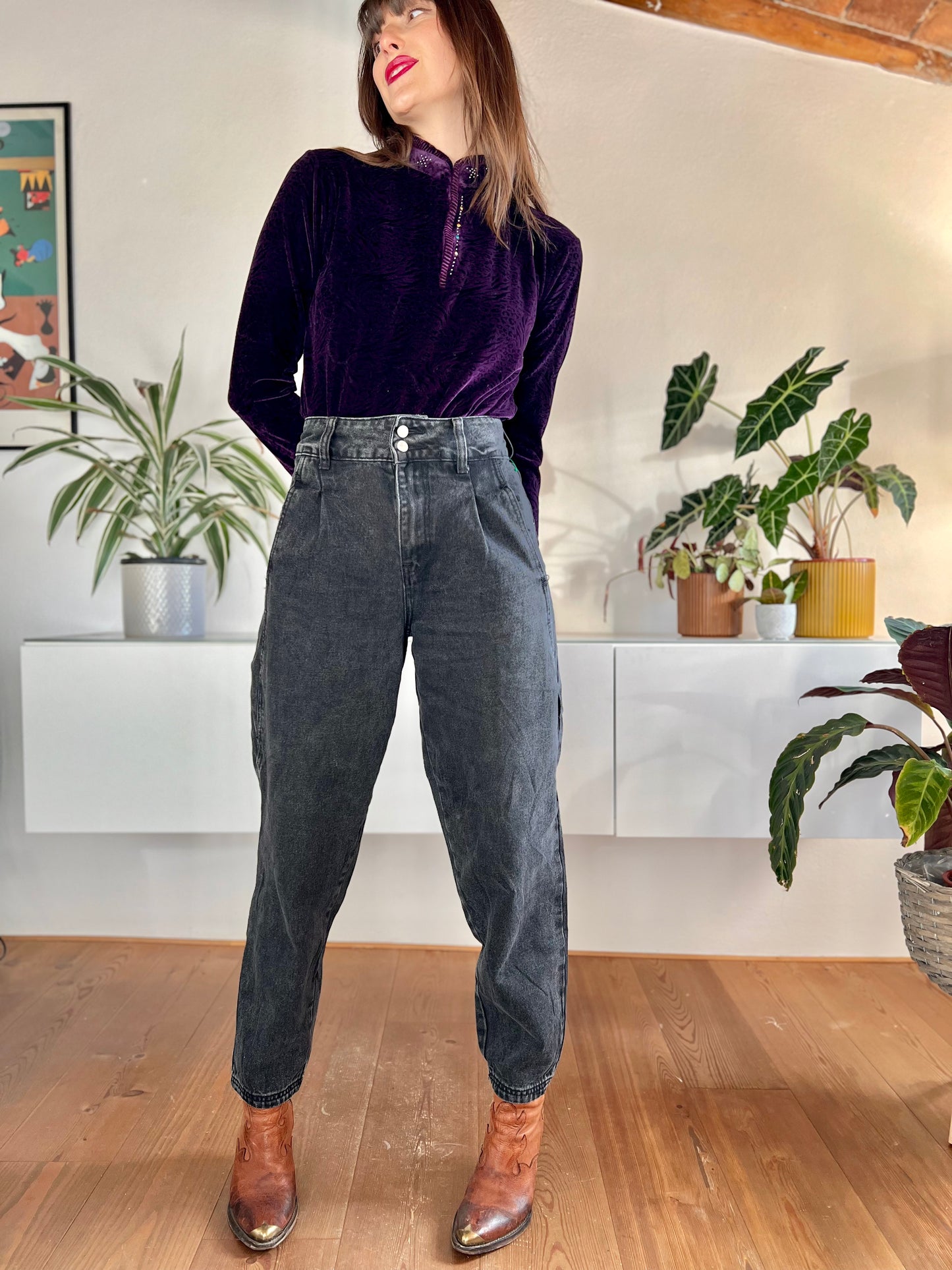 1980's vintage high waisted black jeans