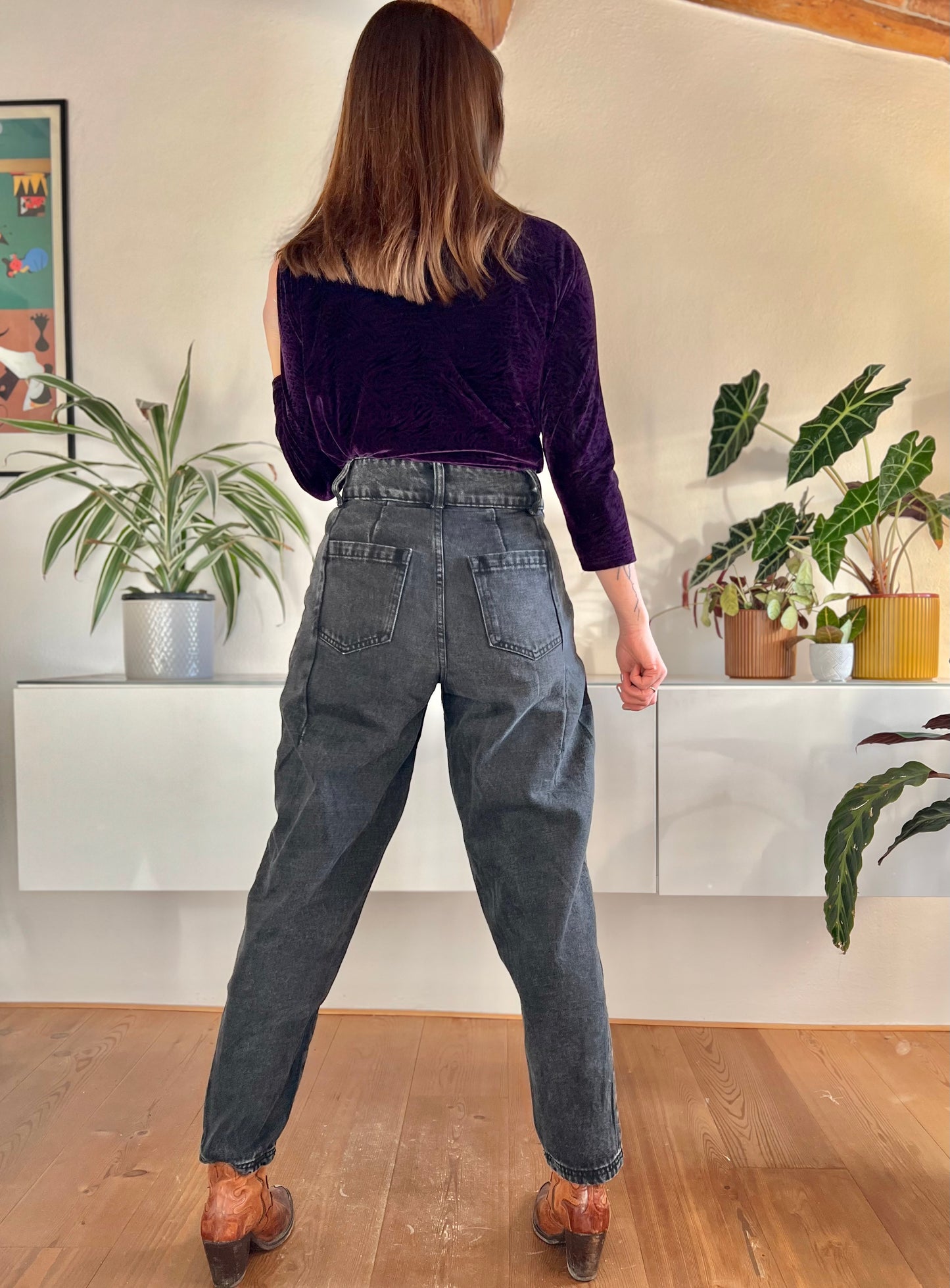 1980's vintage high waisted black jeans