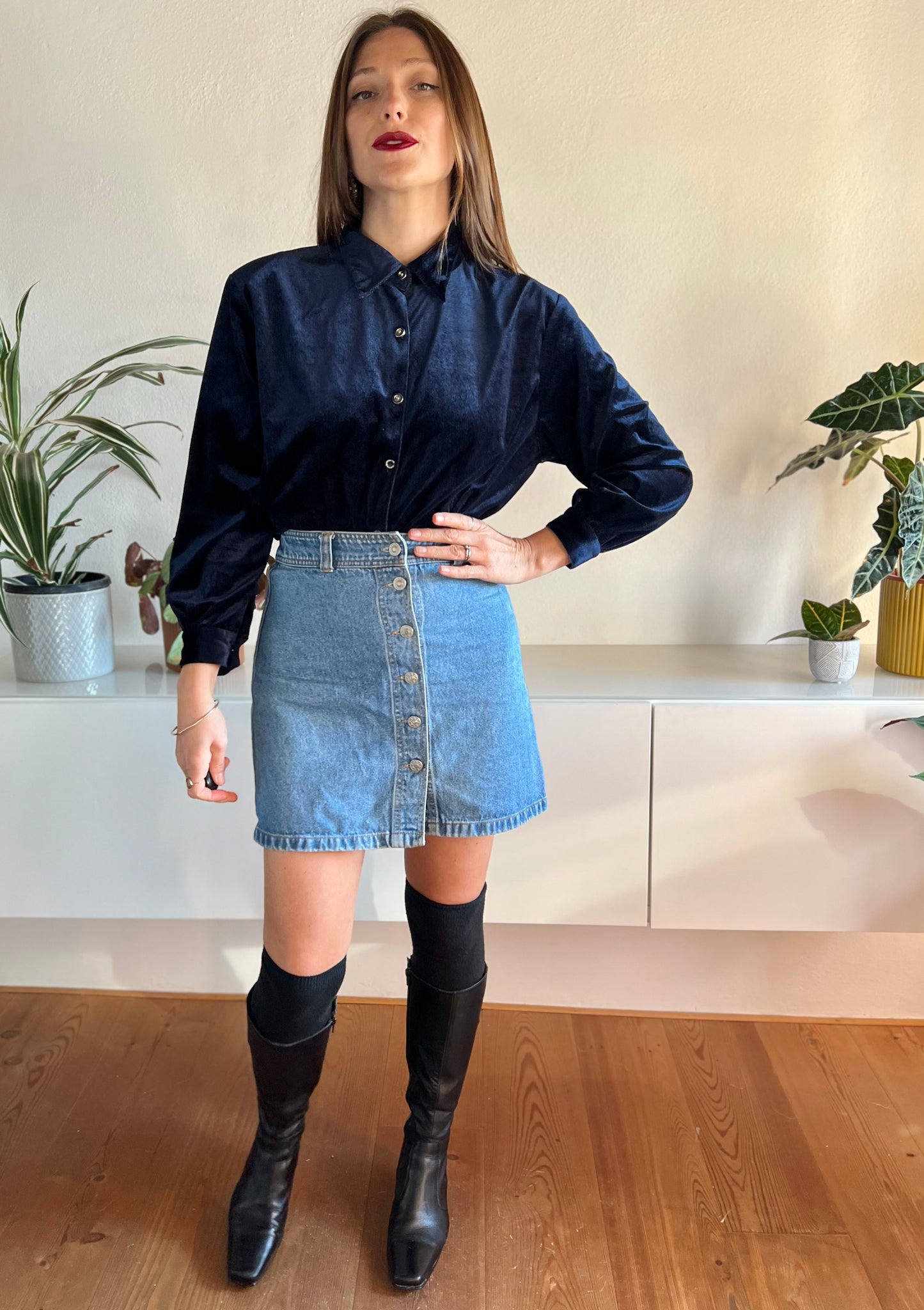 1970's vintage dark blue velvet blouse