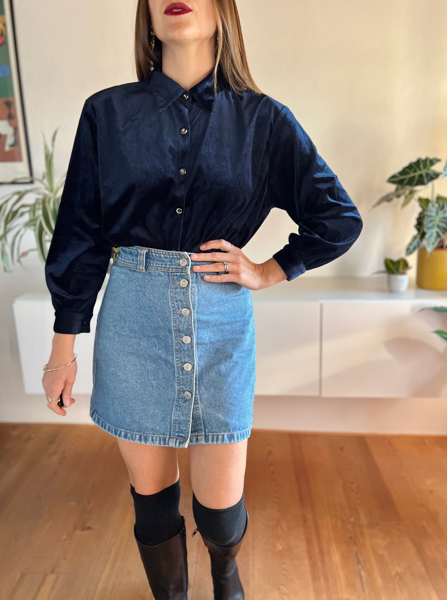 1970's vintage dark blue velvet blouse