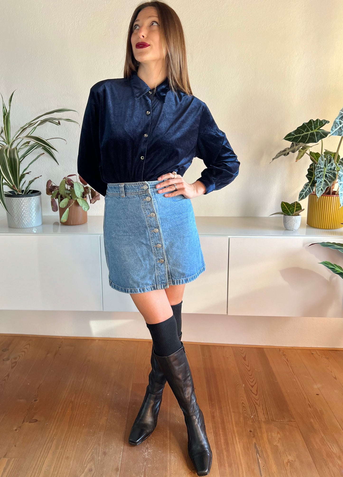 1970's vintage dark blue velvet blouse