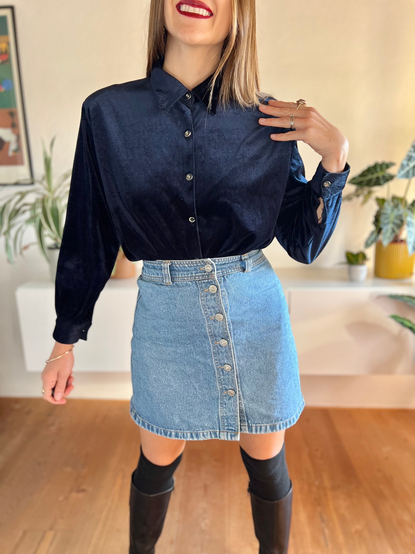 1970's vintage dark blue velvet blouse