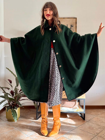 1970’s vintage dark green Loden cape overcoat with navy blue details