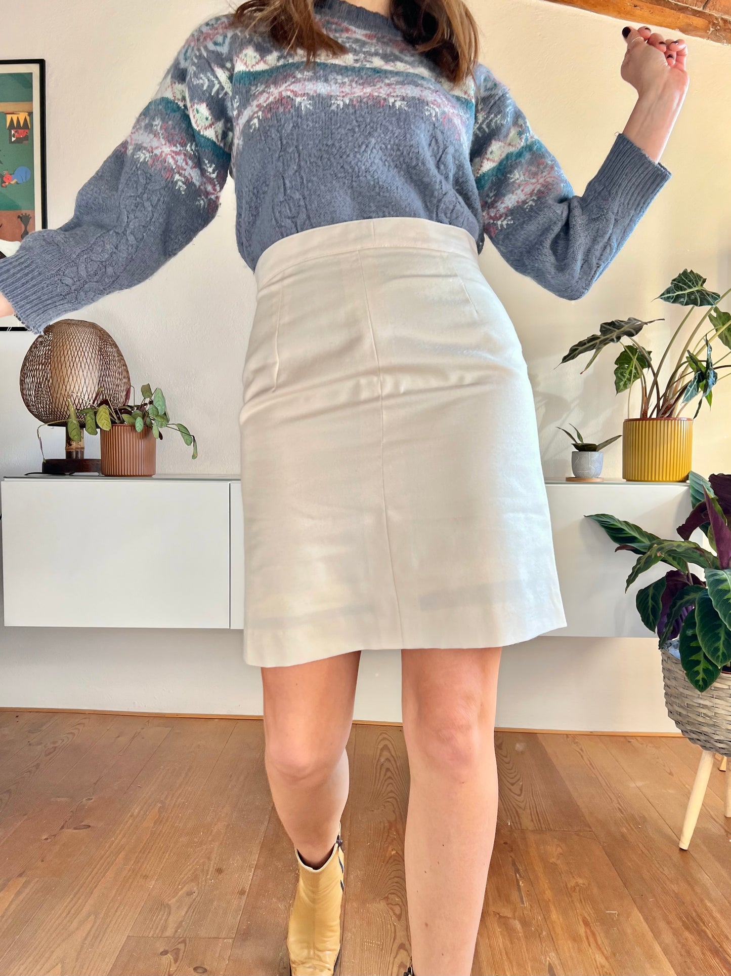 1970's vintage cream wool pencil skirt