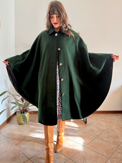 1970’s vintage dark green Loden cape overcoat with navy blue details