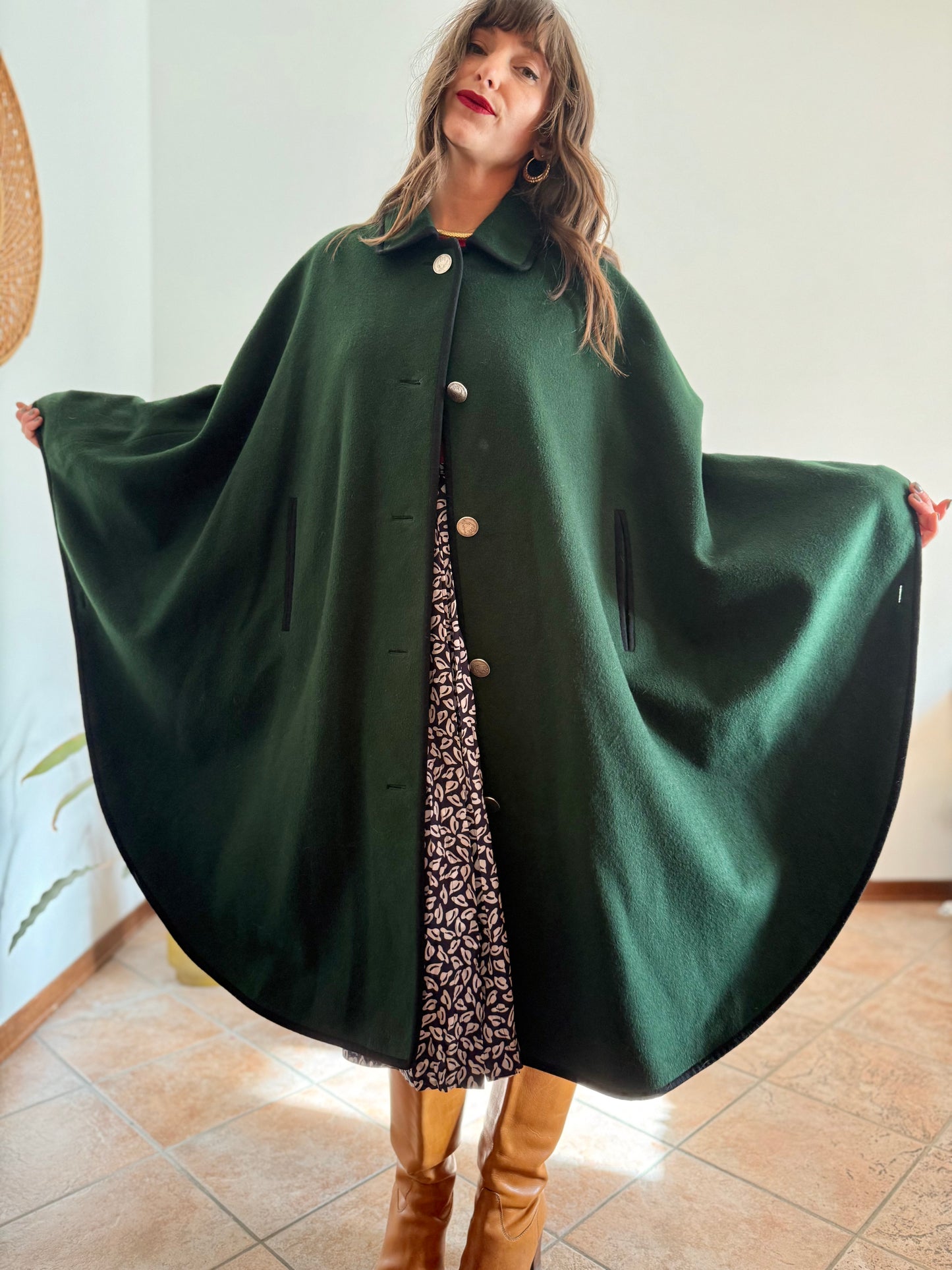 1970’s vintage dark green Loden cape overcoat with navy blue details