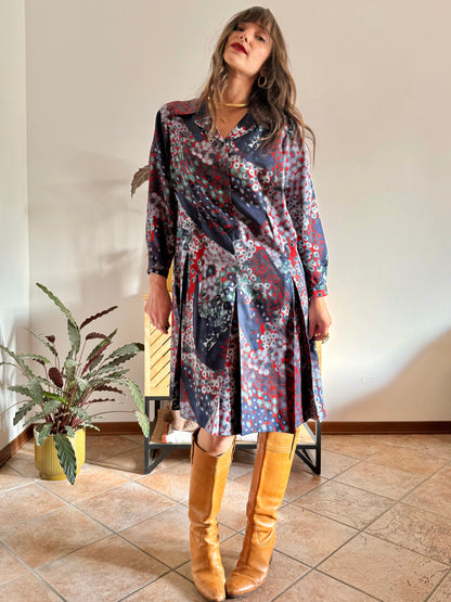 1970's vintage red, green and navy blue abstract print pleated midi dress