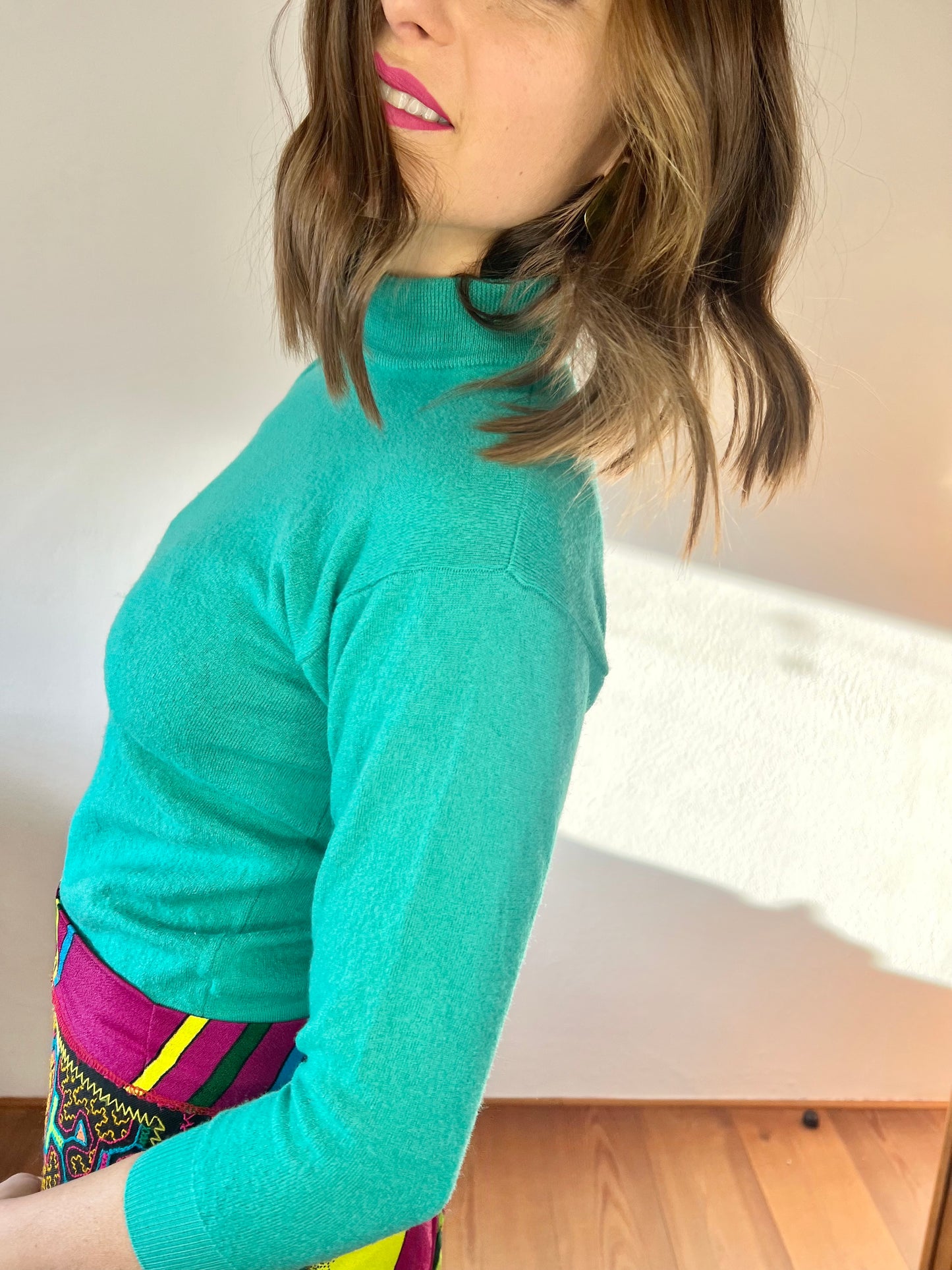 1980's vintage turquoise wool mock neck pullover