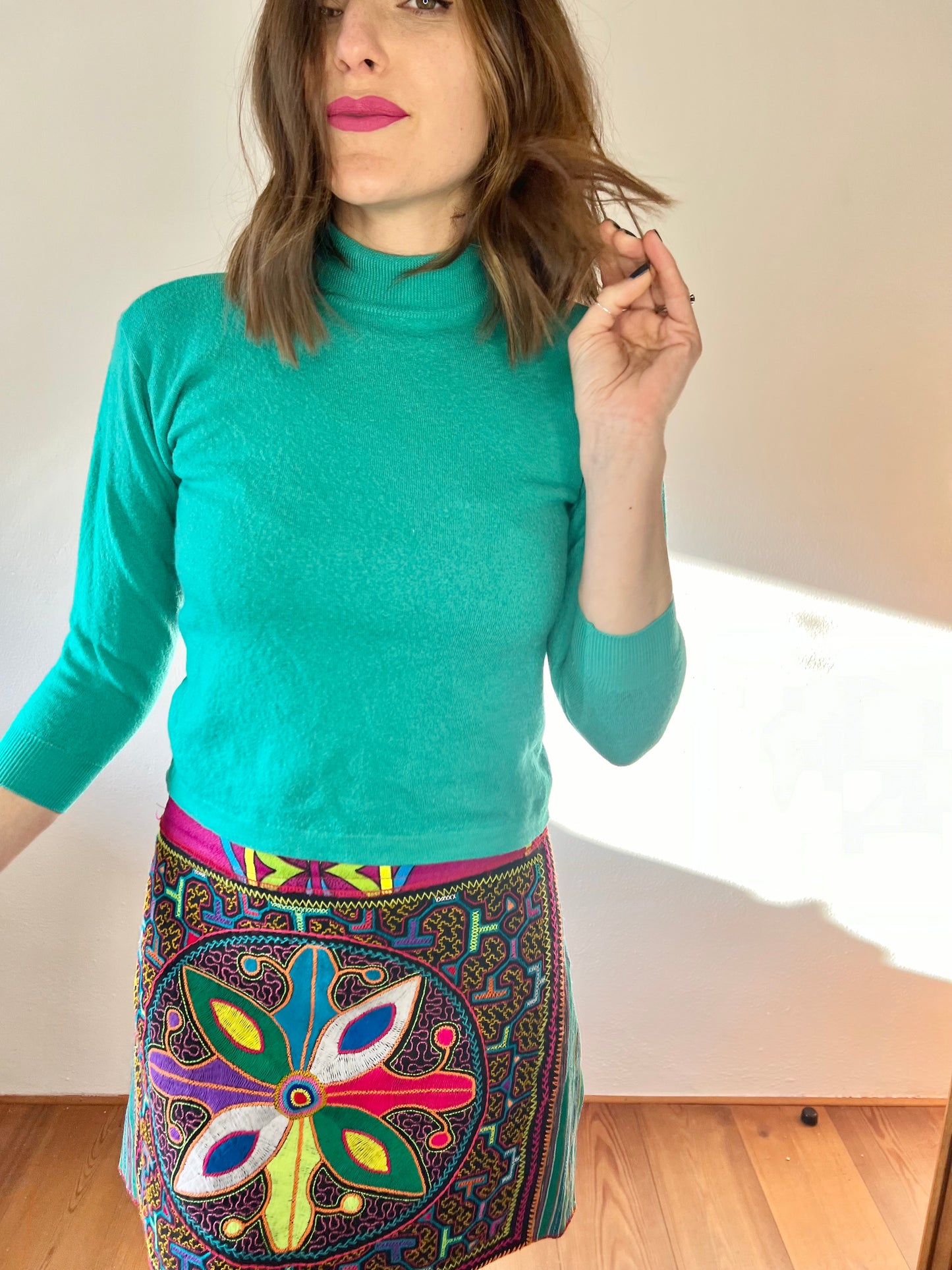 1980's vintage turquoise wool mock neck pullover