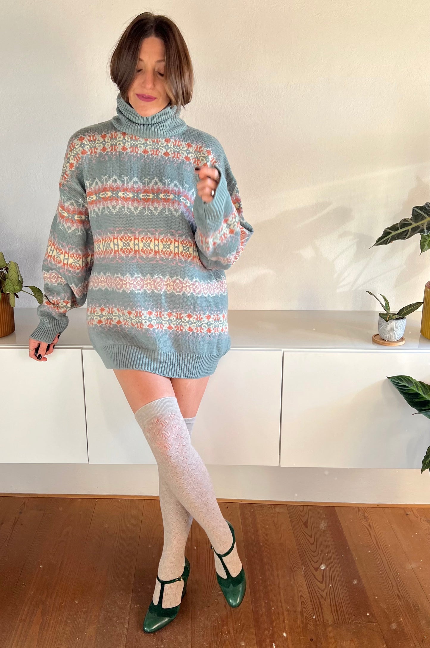 1970's vintage pastel green and rose geometric knit wool turtleneck