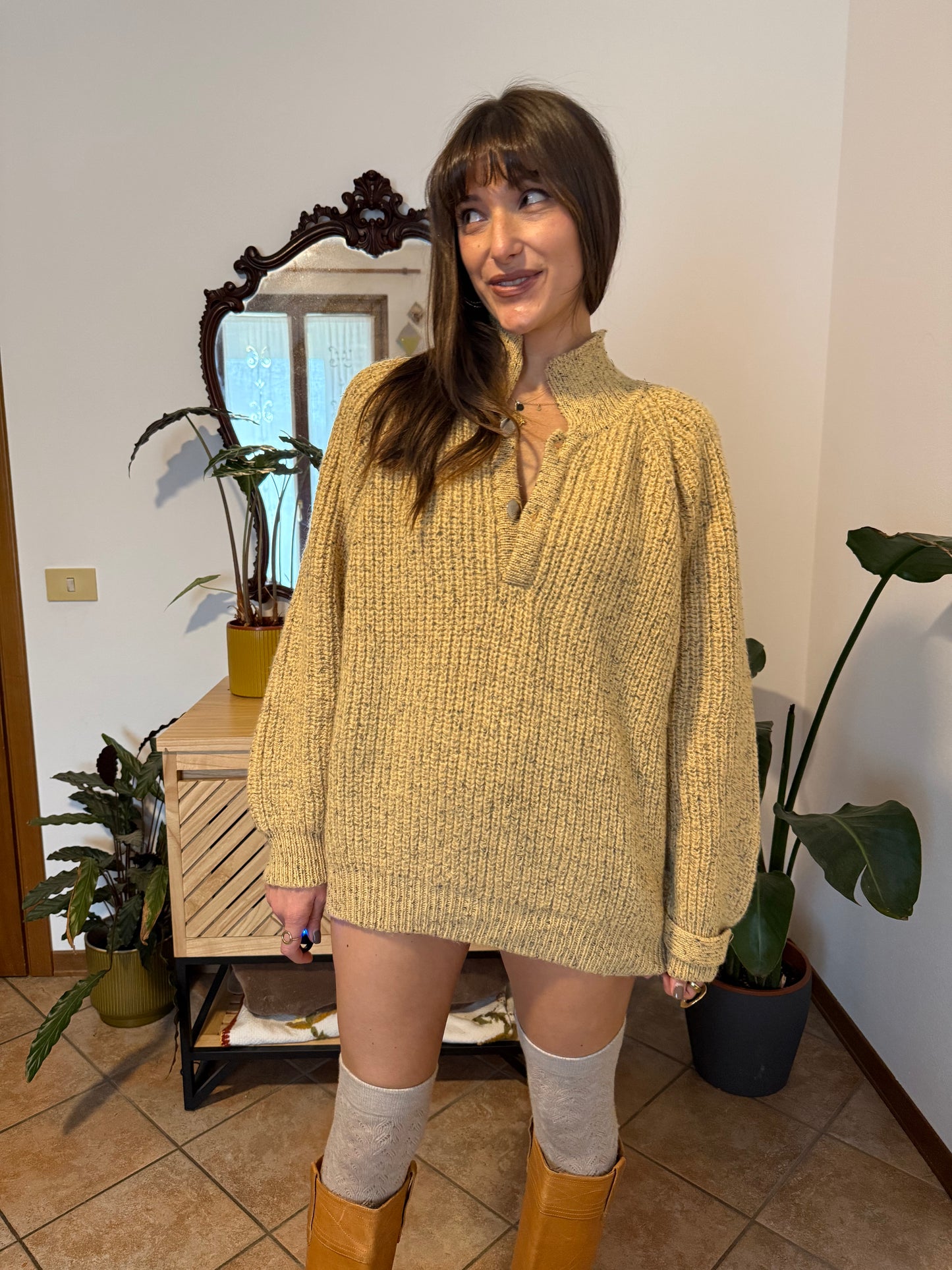 1970's vintage yellow thick knit wool pullover with grey flecks throughout