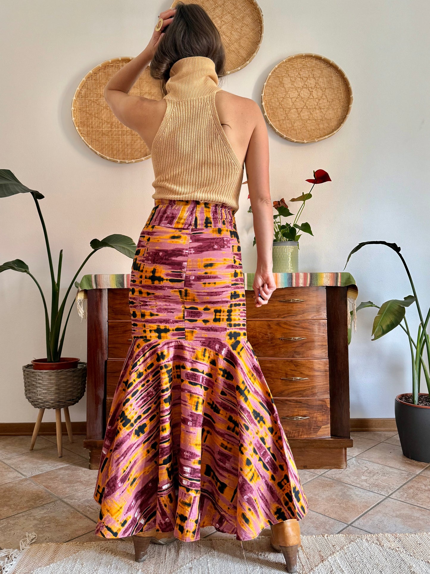 1970's vintage pink and orange tie dye effect mermaid cut maxi skirt