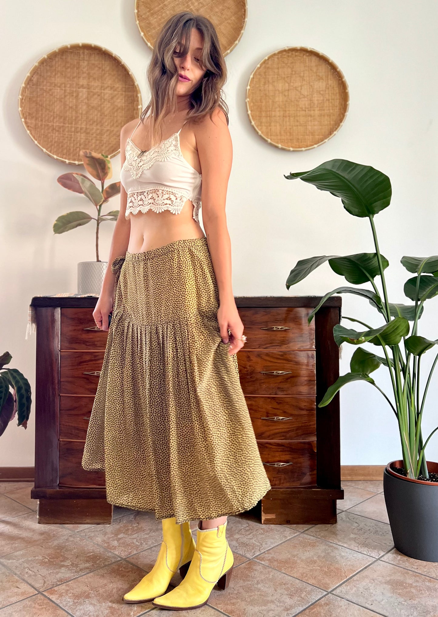 1970's vintage pale yellow and chocolate brown floral low rise midi skirt