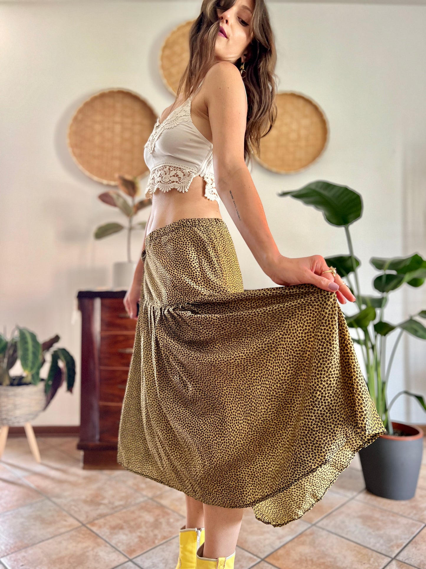 1970's vintage pale yellow and chocolate brown floral low rise midi skirt