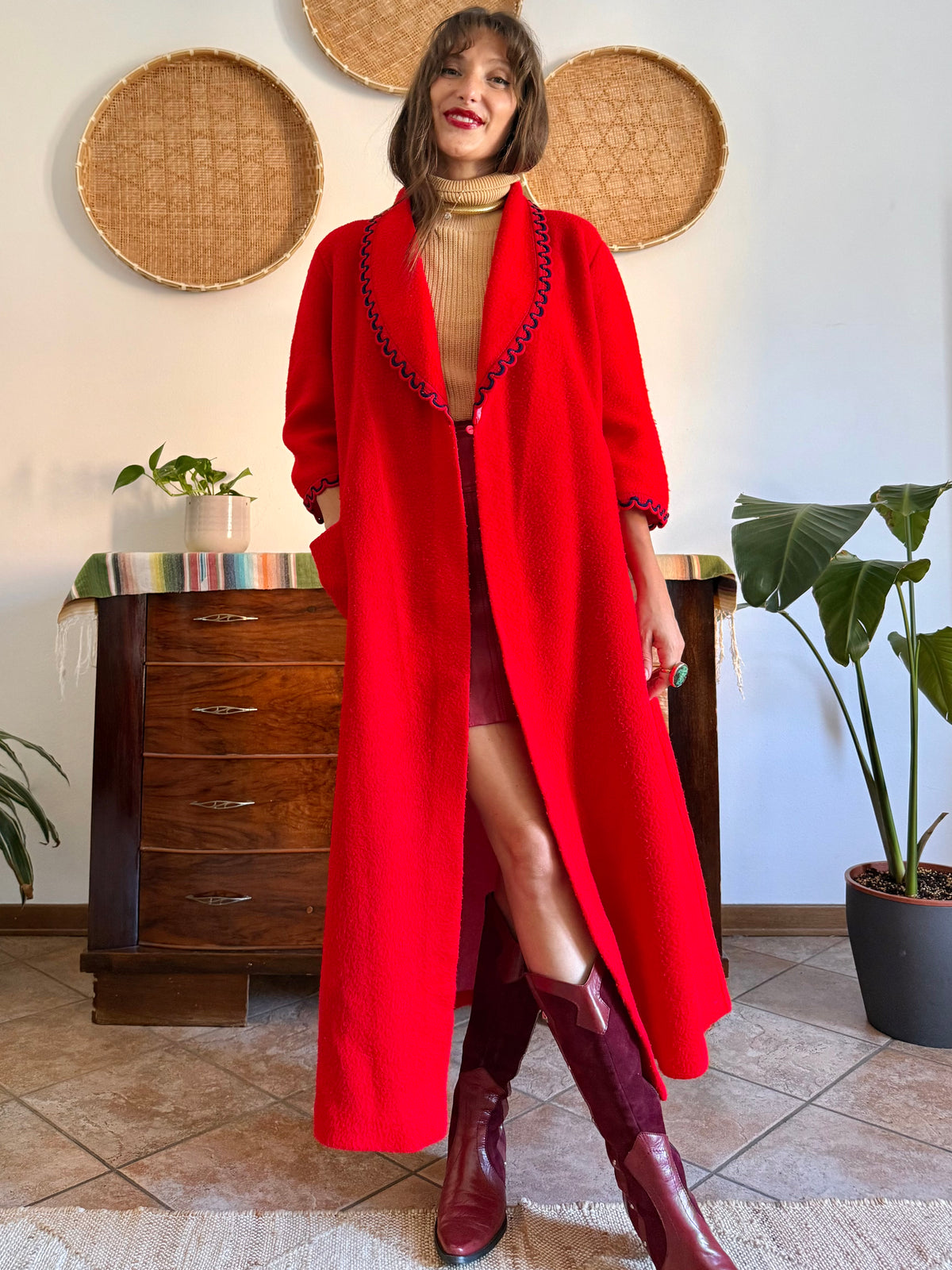 1960's vintage cherry red fleece house coat with navy scallop trimming