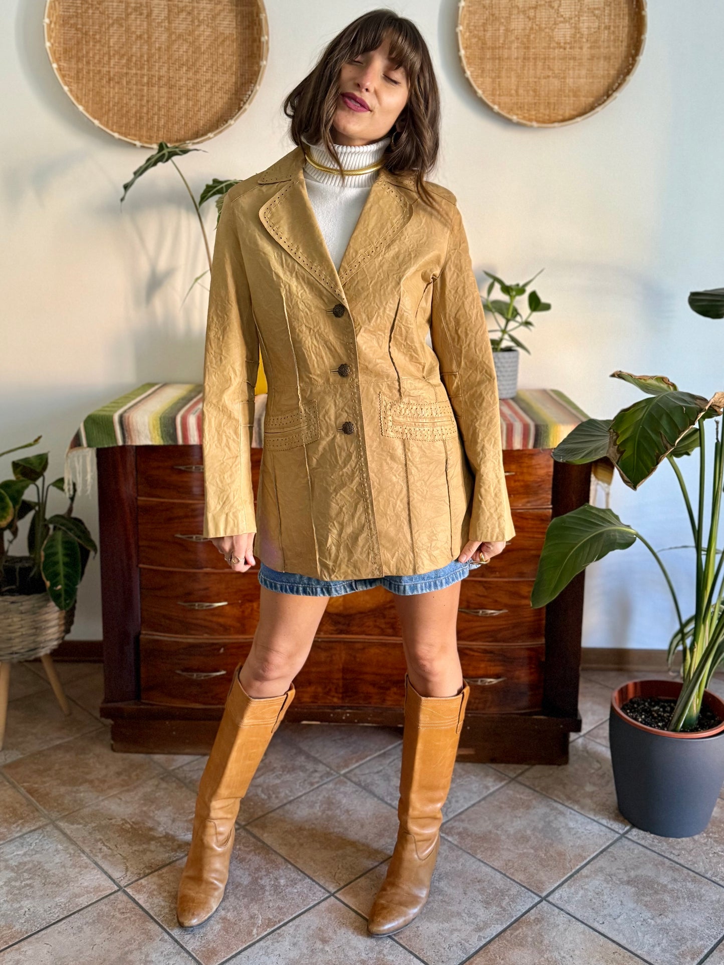 1990's vintage beige leather jacket with animal print lining