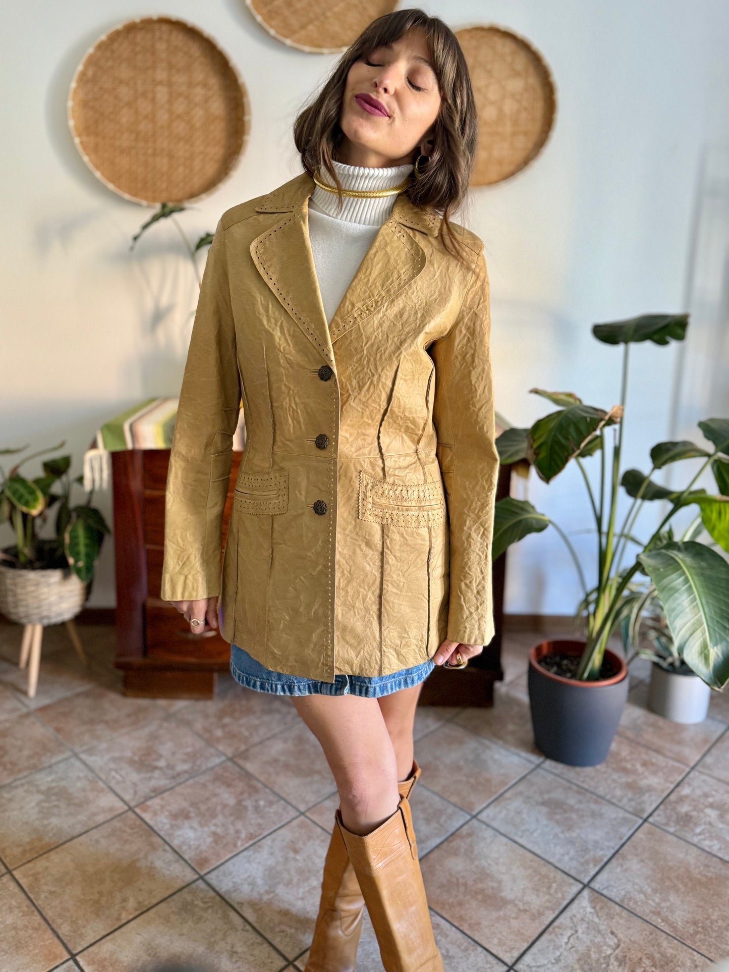1990's vintage beige leather jacket with animal print lining