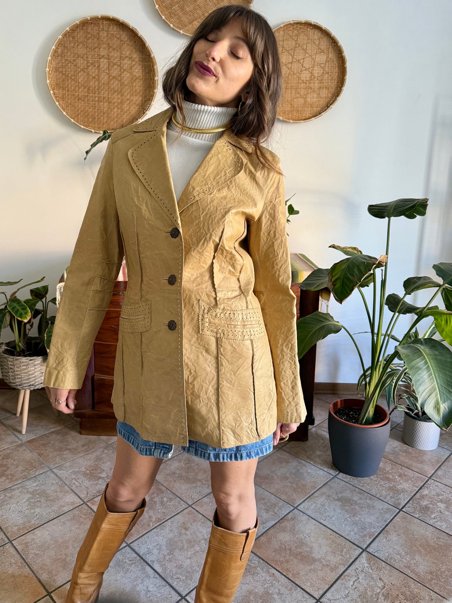 1990's vintage beige leather jacket with animal print lining
