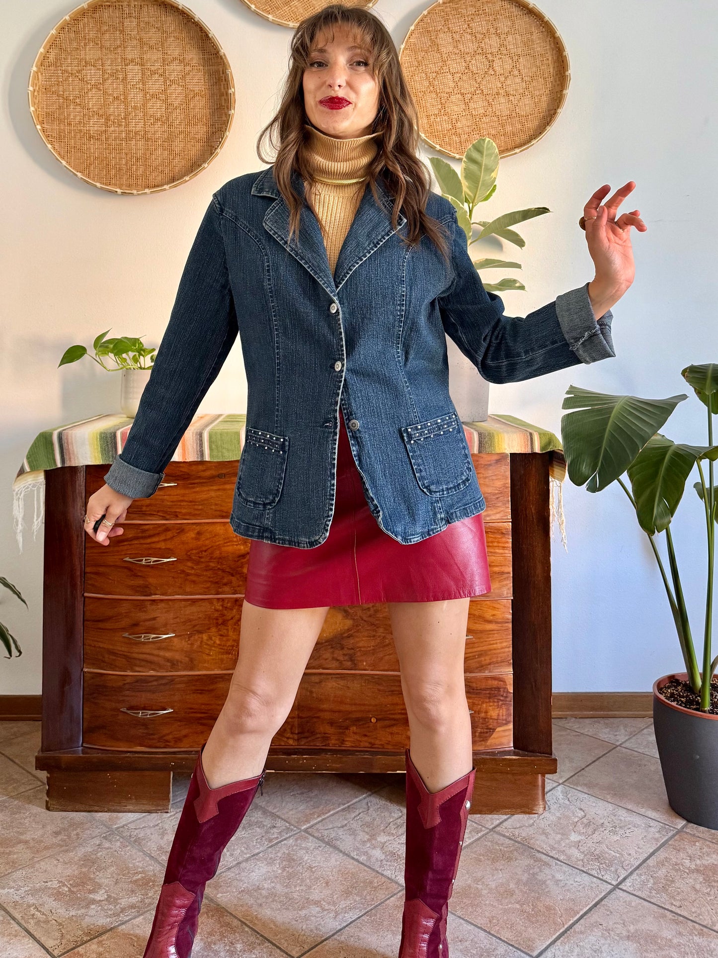 Y2k vintage dark blue western denim jacket with with floral buttons and rhinestone details