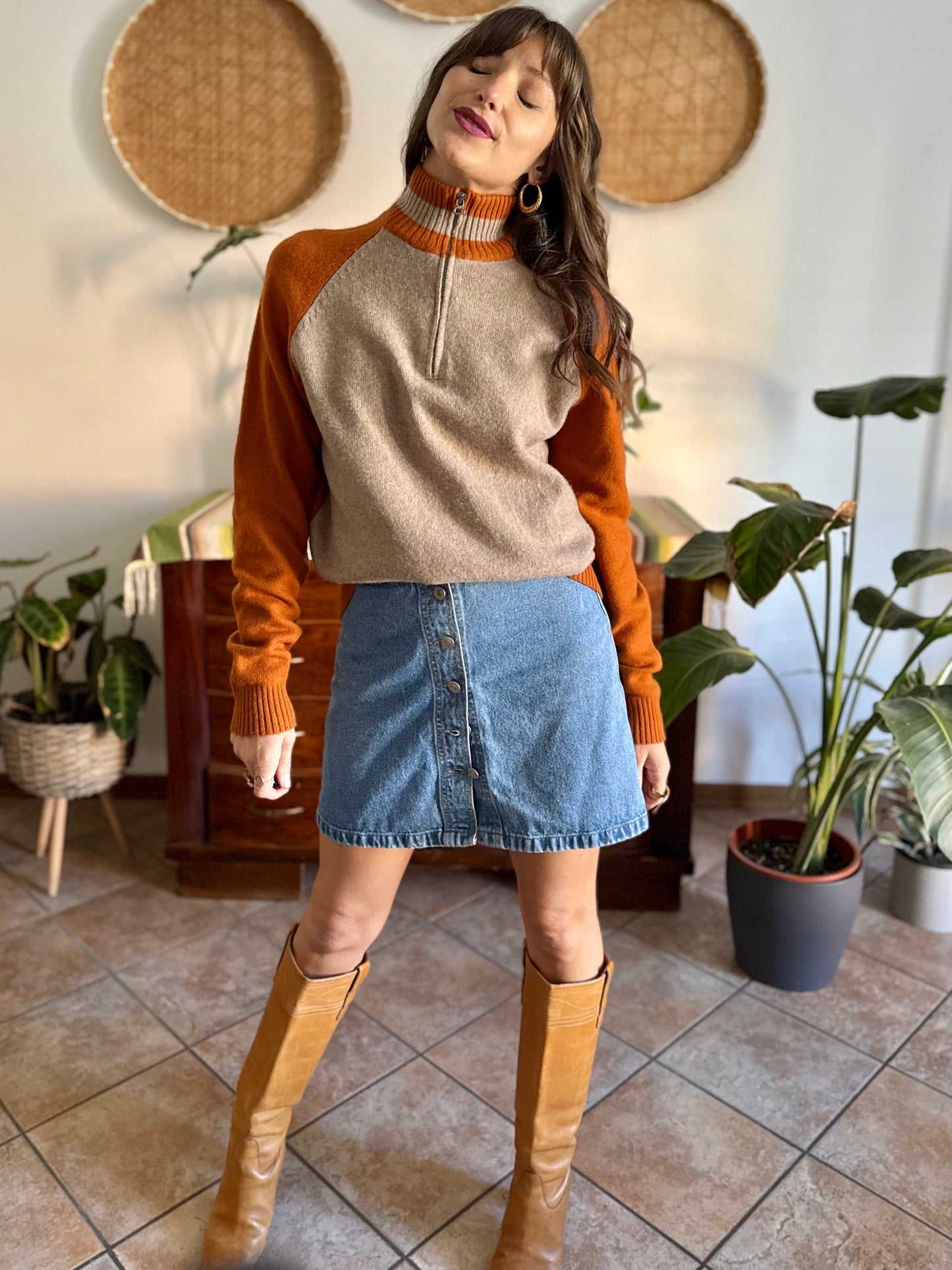 1990's vintage beige and dark orange wool half zip mock neck pullover