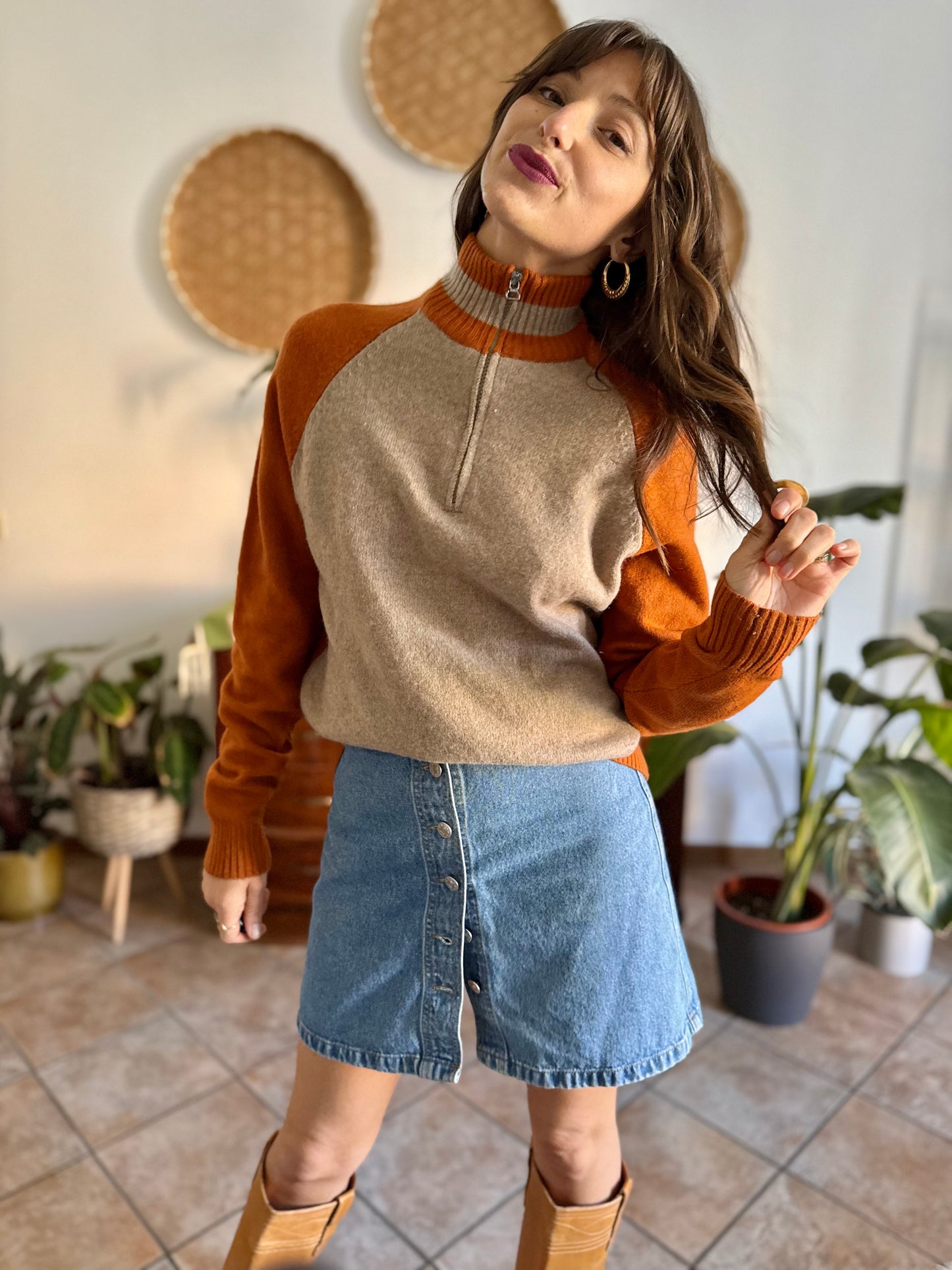 1990's vintage beige and dark orange wool half zip mock neck pullover
