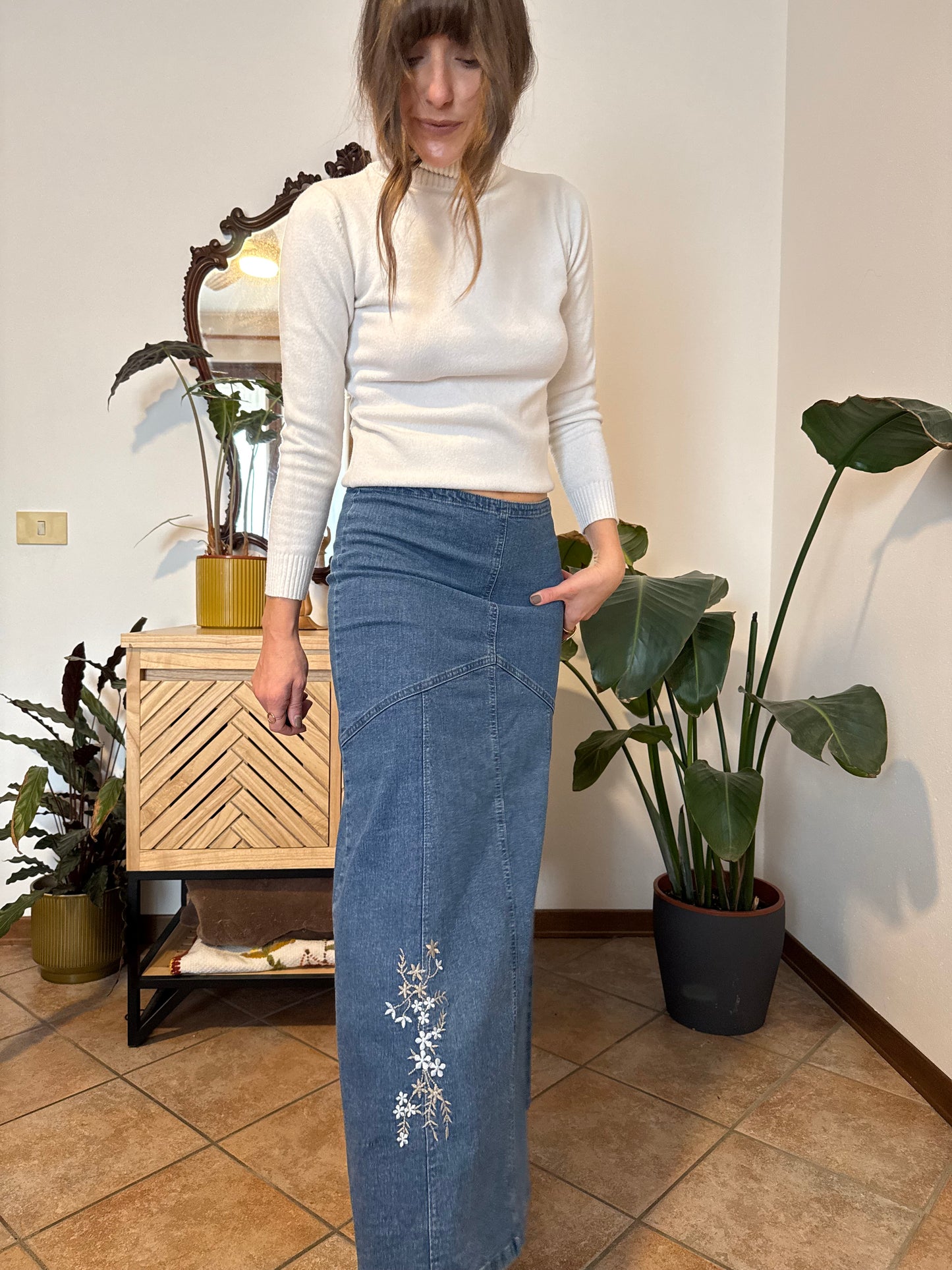 Y2k vintage denim maxi skirt with embroidered floral details