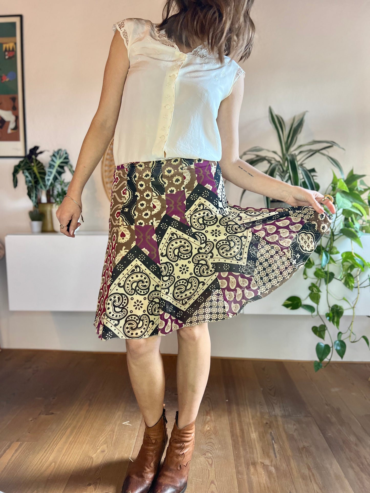 Y2K vintage purple and tan floral skirt