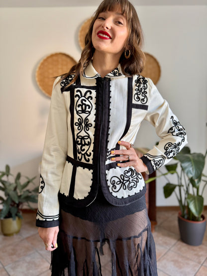 1990's vintage cream textured blazer with black textured embroidery