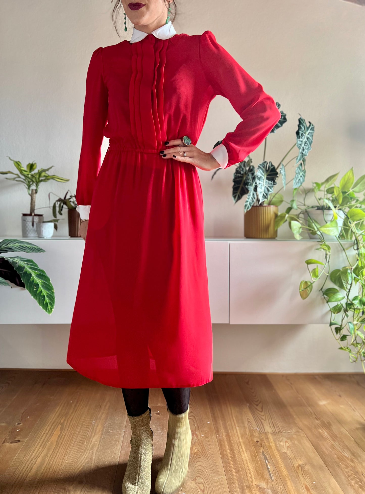 1970's vintage cherry red midi dress with white Peter Pan collar details