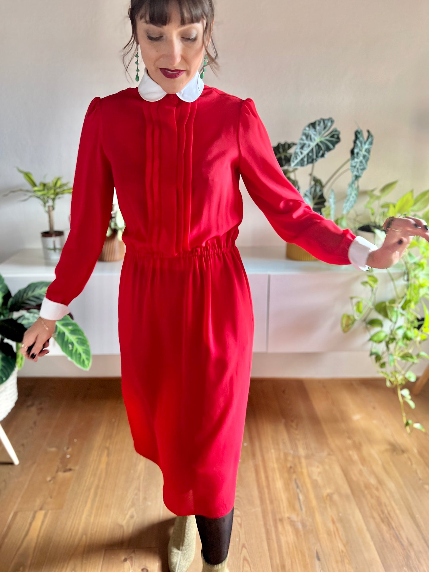 1970's vintage cherry red midi dress with white Peter Pan collar details