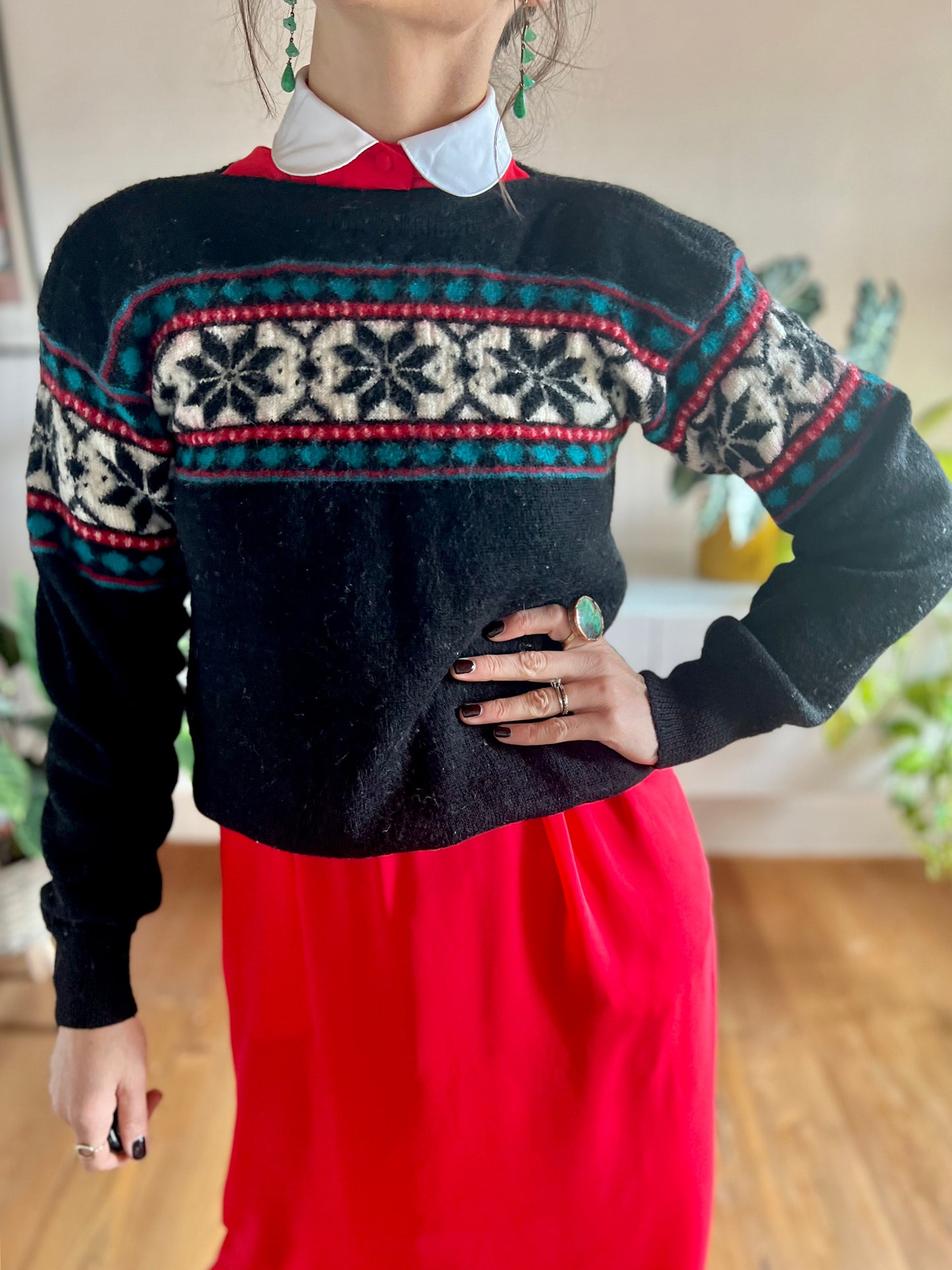 1970's vintage black and red snowflake knit pullover