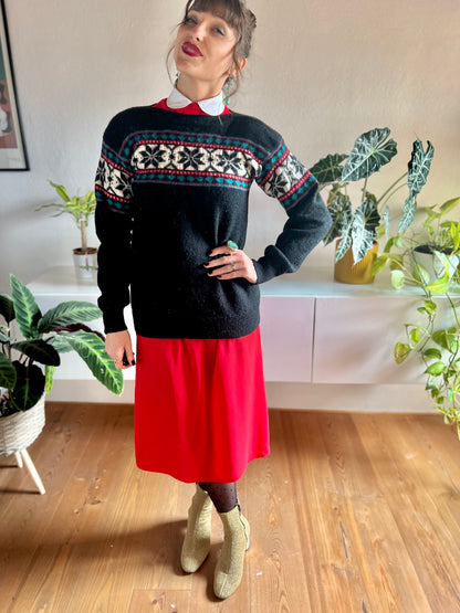 1970's vintage black and red snowflake knit pullover