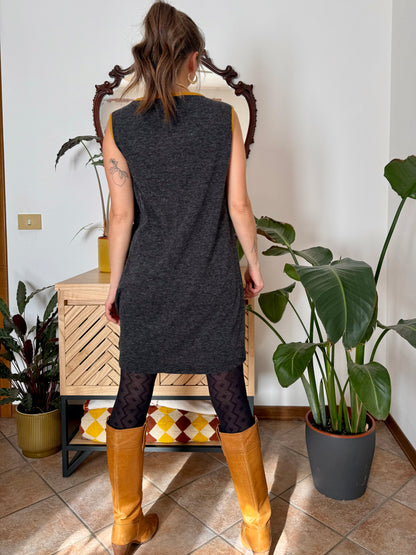 1970's vintage charcoal grey will knit mini dress with yellow trimming