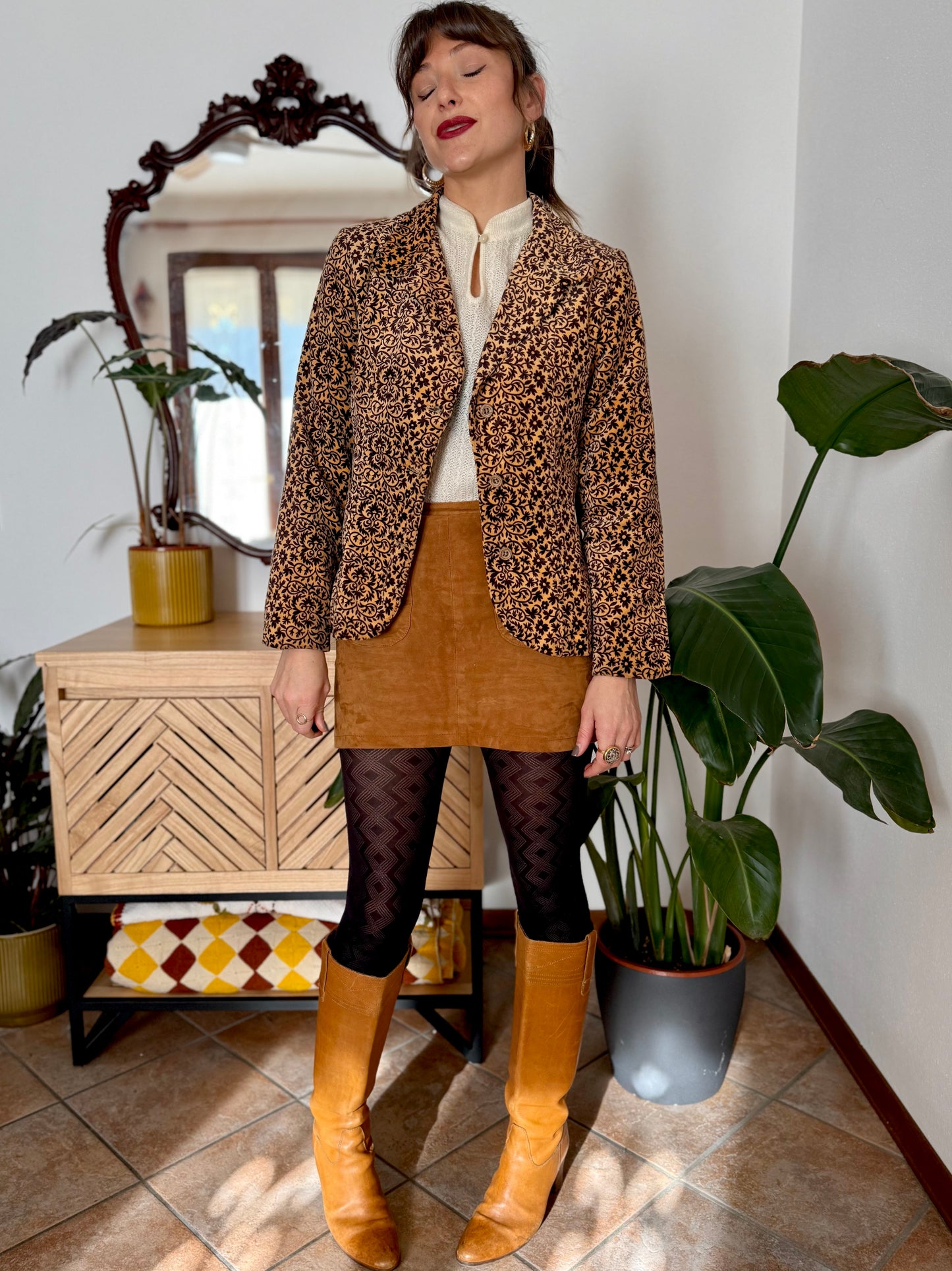 1970's vintage chocolate brown and butter yellow velvet floral blazer