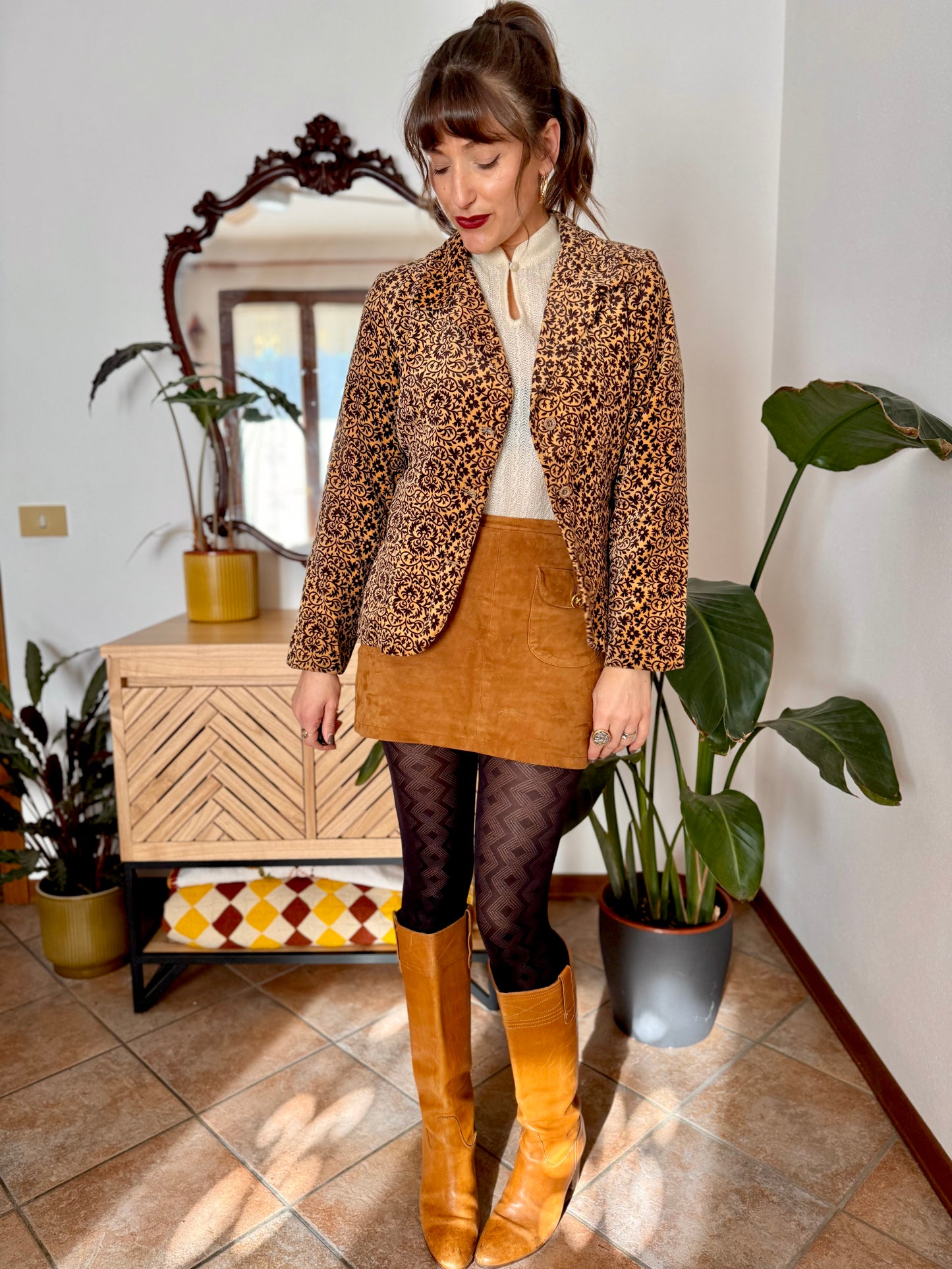 1970's vintage chocolate brown and butter yellow velvet floral blazer