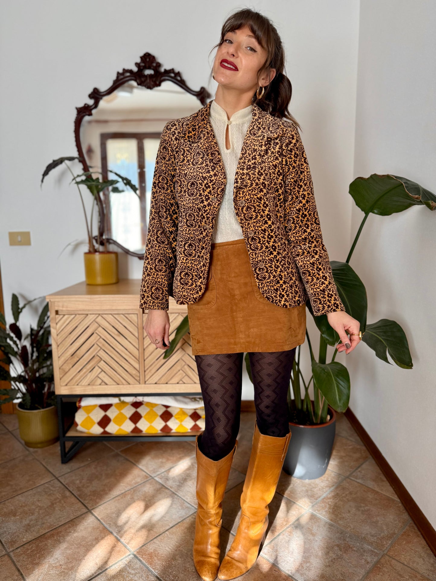 1970's vintage chocolate brown and butter yellow velvet floral blazer
