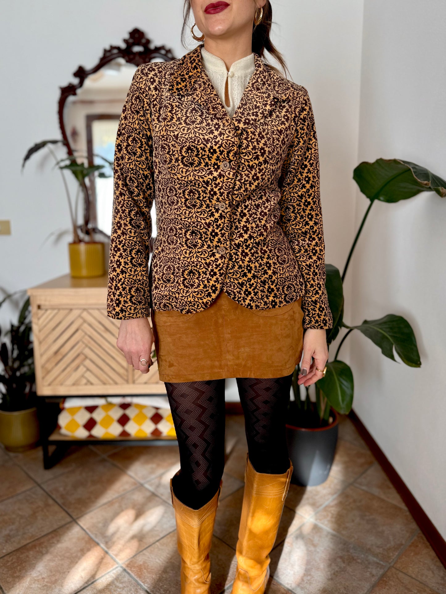 1970's vintage chocolate brown and butter yellow velvet floral blazer