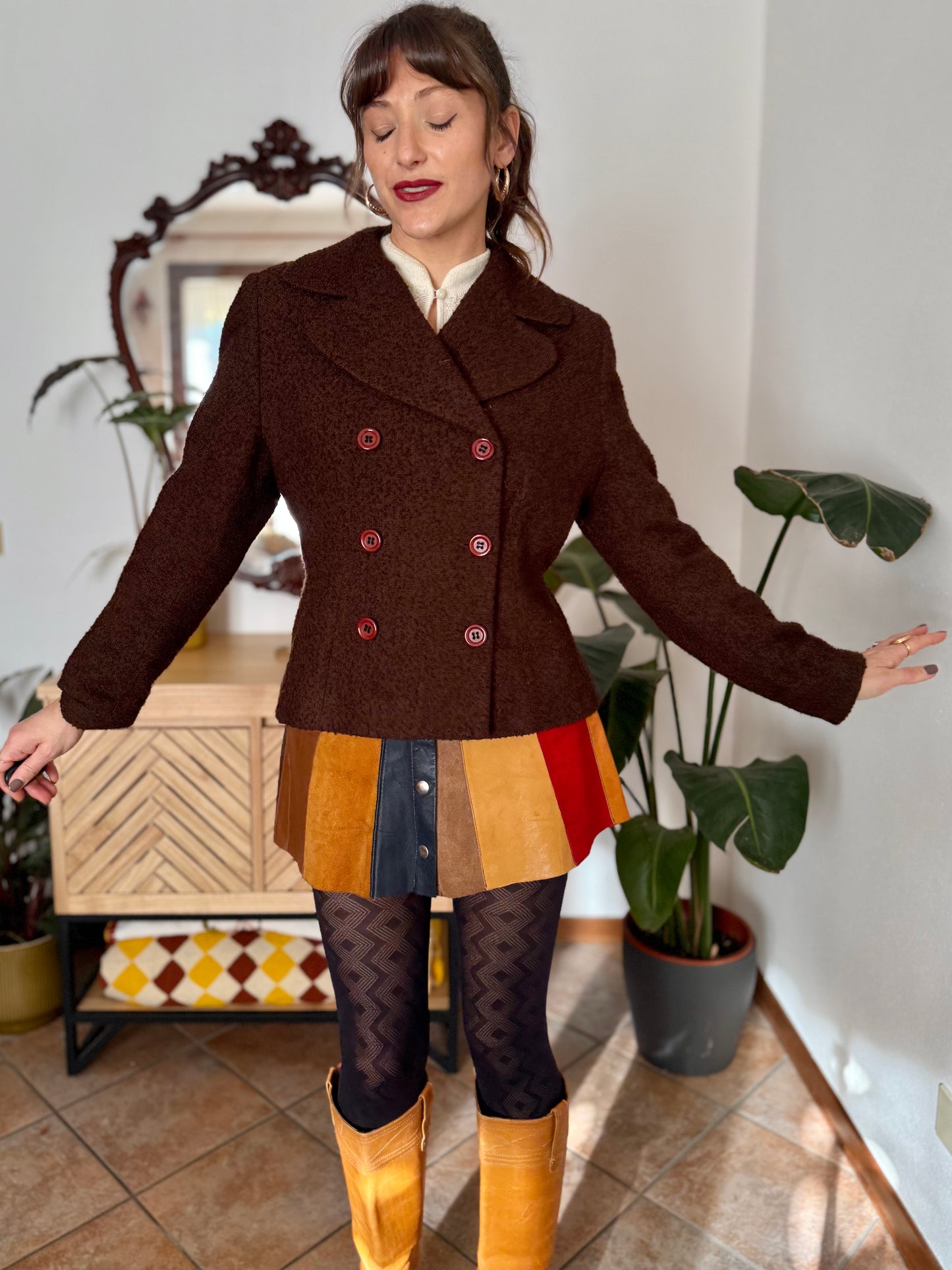 1970's vintage chocolate brown textured wool blazer with oversize buttons