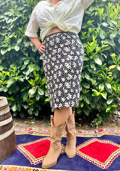 1970's vintage navy blue and cream floral midi skirt