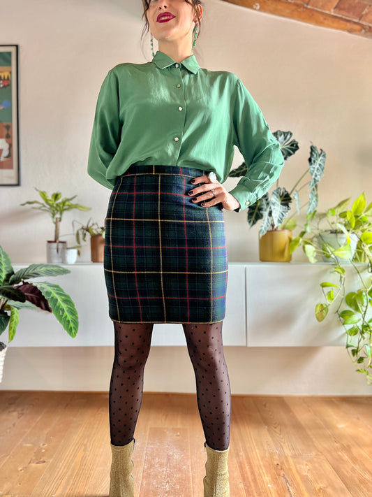 1970's vintage multicolor plaid navy, red and green wool mini skirt