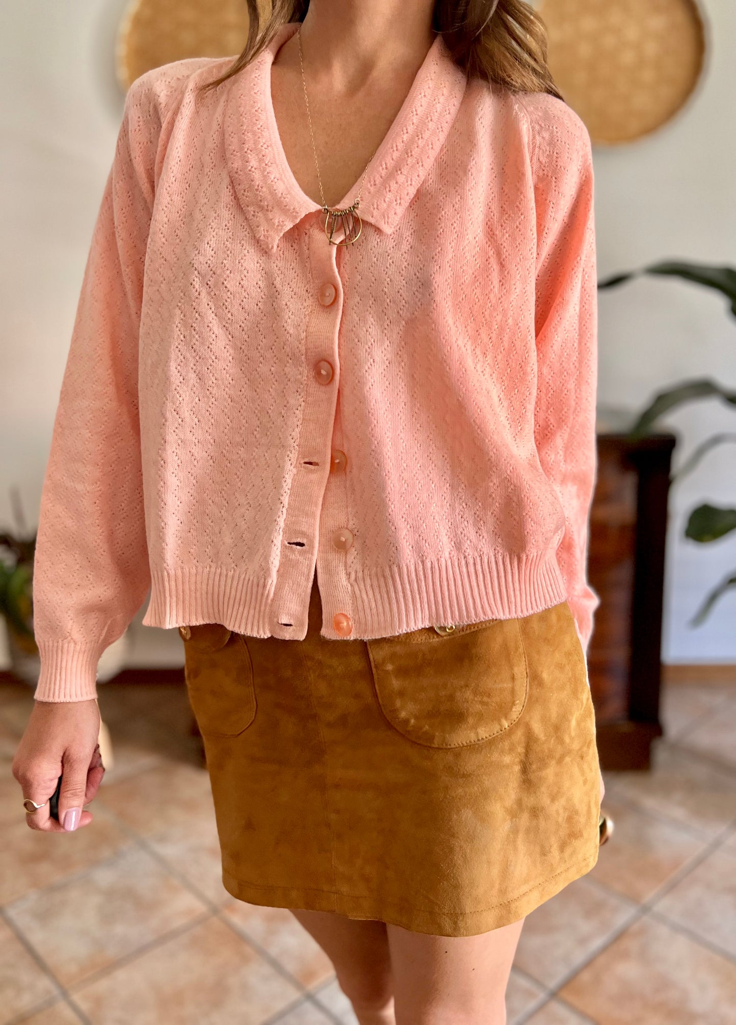 1960's vintage pinky peach chevron knit wool cardigan with pink translucent buttons and Peter Pan collar