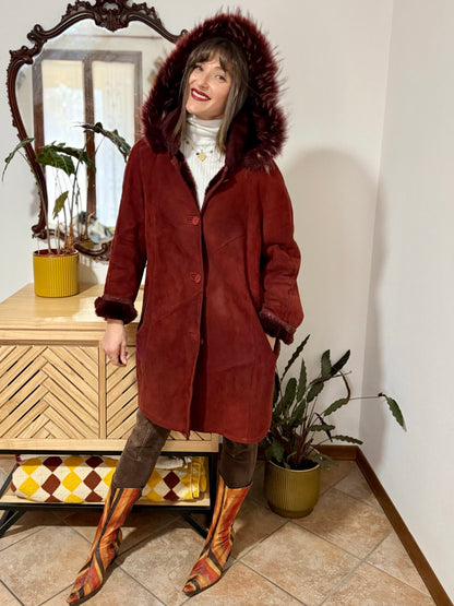 1970's vintage burgundy shearling montone coat with detachable hood