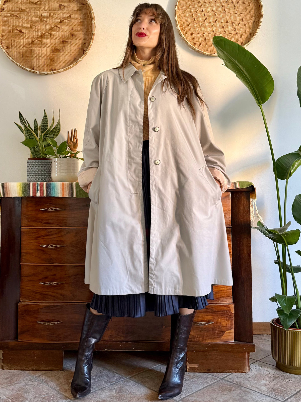 1970's vintage beige oversize trench coat