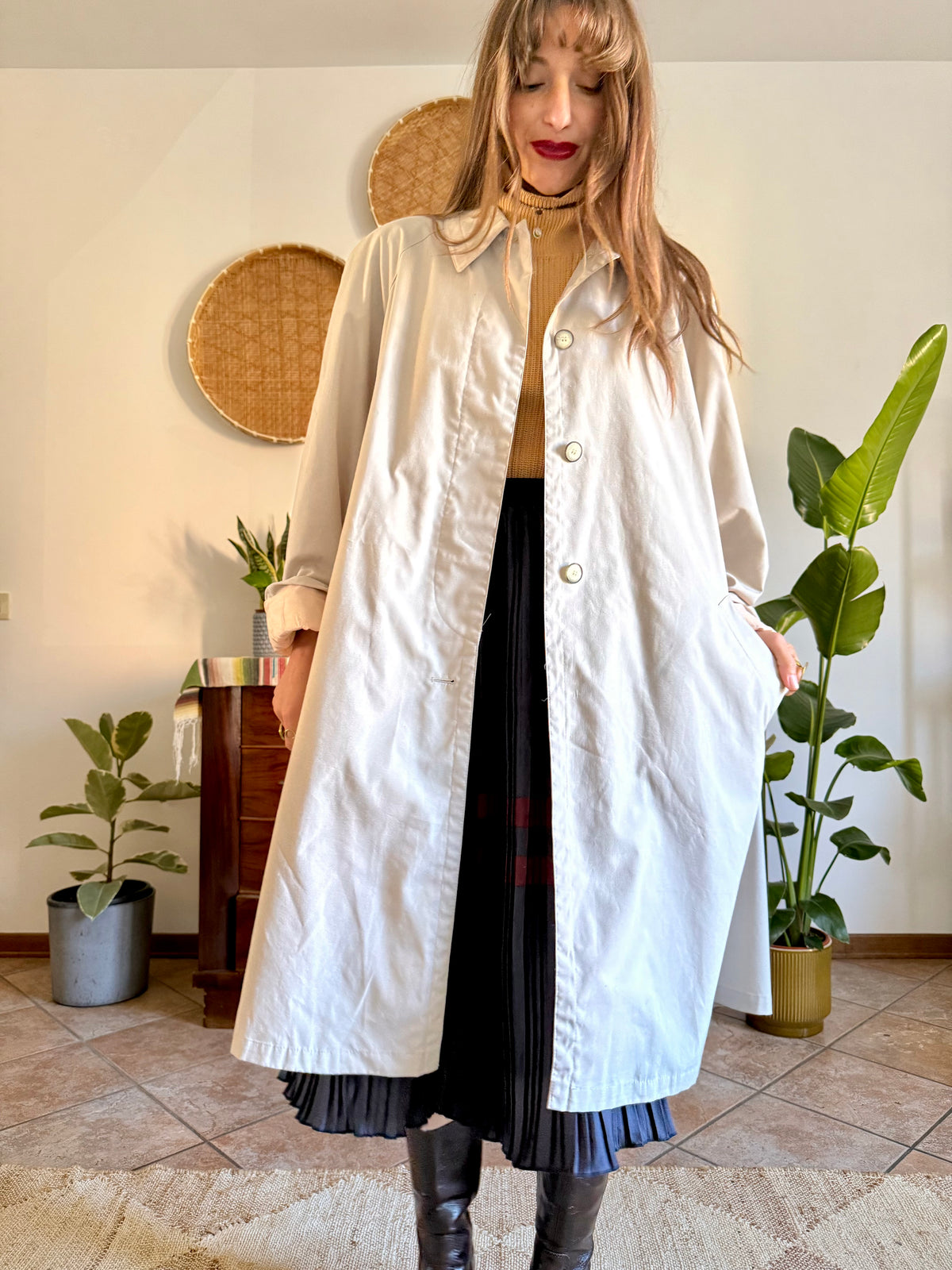 1970's vintage beige oversize trench coat