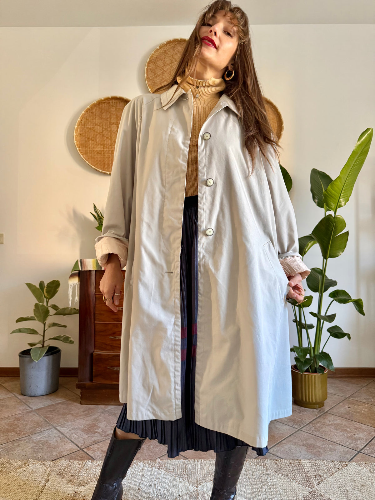 1970's vintage beige oversize trench coat