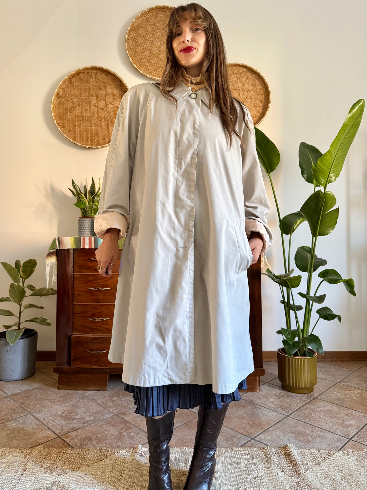 1970's vintage beige oversize trench coat